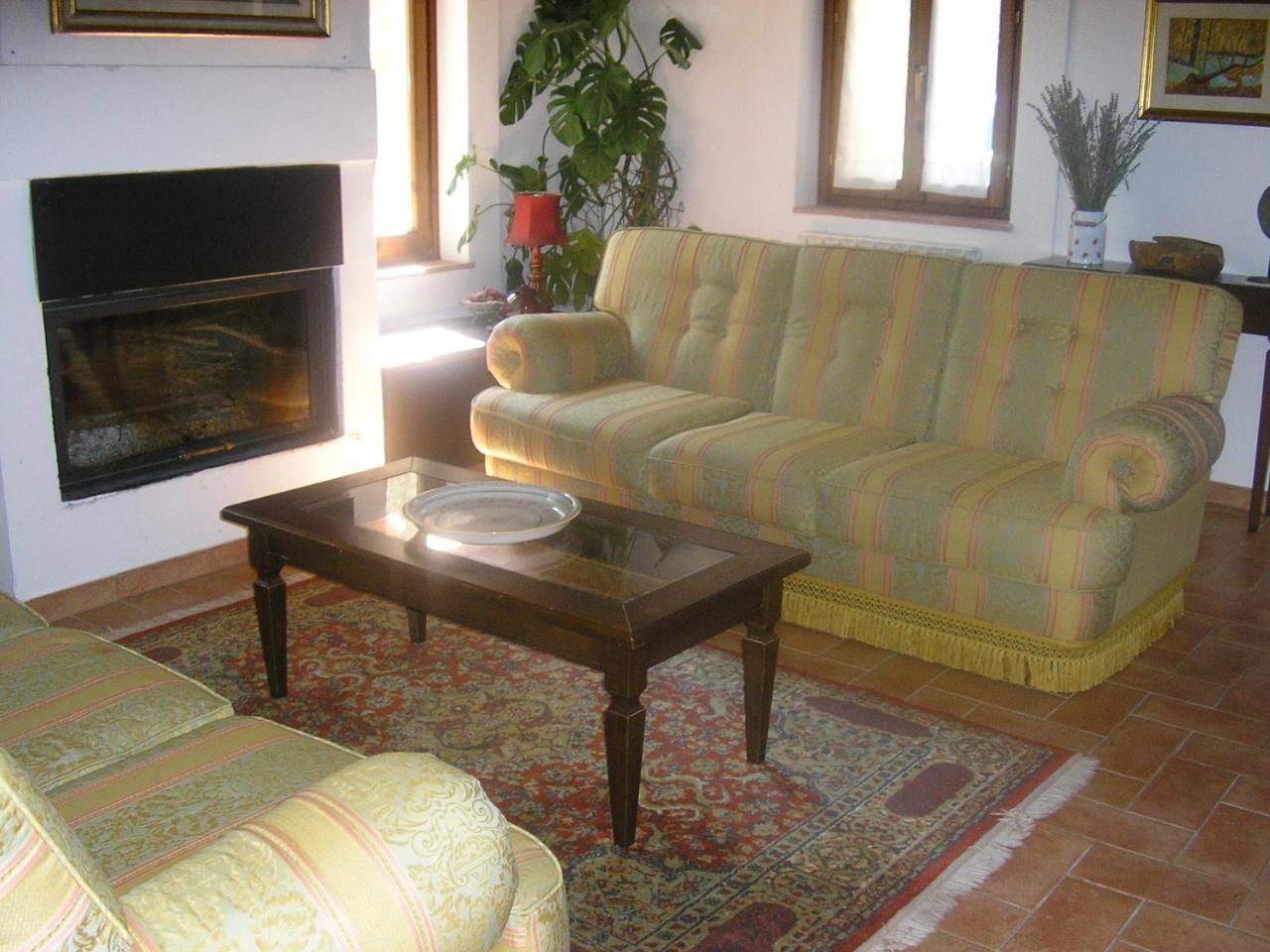 Locanda Delle Noci Перуджа Экстерьер фото